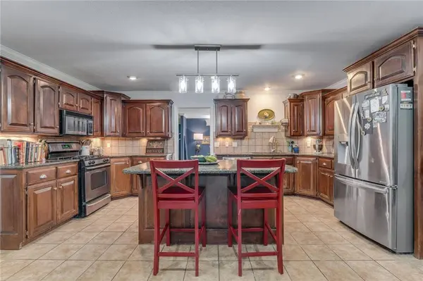 1106 Ranch Dr, Springdale, AR 72762