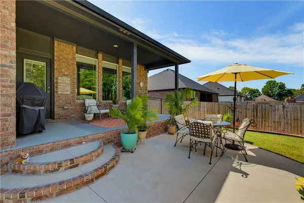 510 W Branta St, Farmington, AR 72730