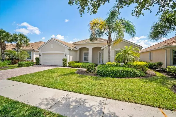 8629 Julia LN, Naples, FL 34114