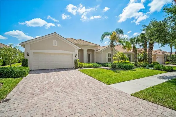 8629 Julia LN, Naples, FL 34114