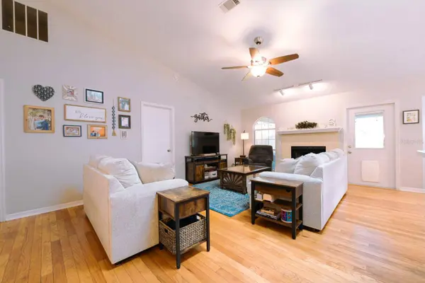 3735 NW 64TH PL, Gainesville, FL 32653