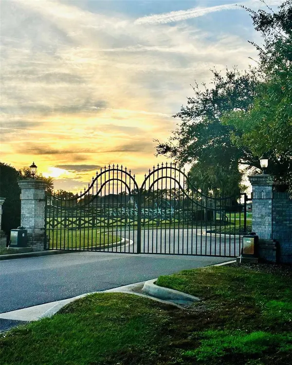 15681 NW 48TH PL, Alachua, FL 32615