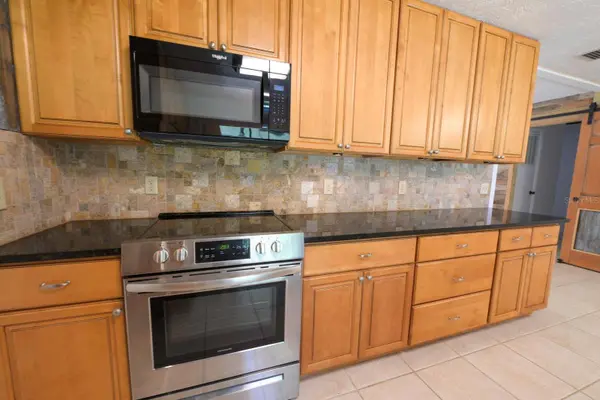 7730 SW 13TH RD, Gainesville, FL 32607