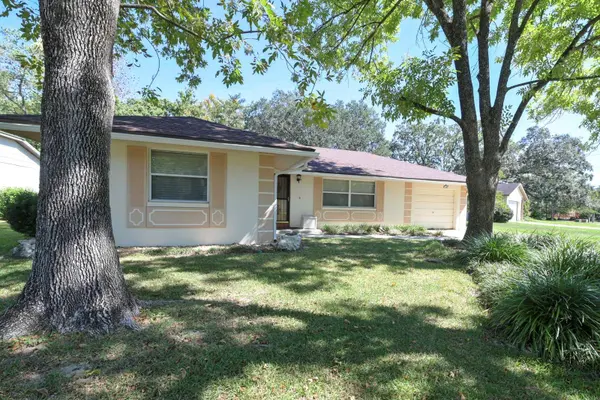 7730 SW 13TH RD, Gainesville, FL 32607