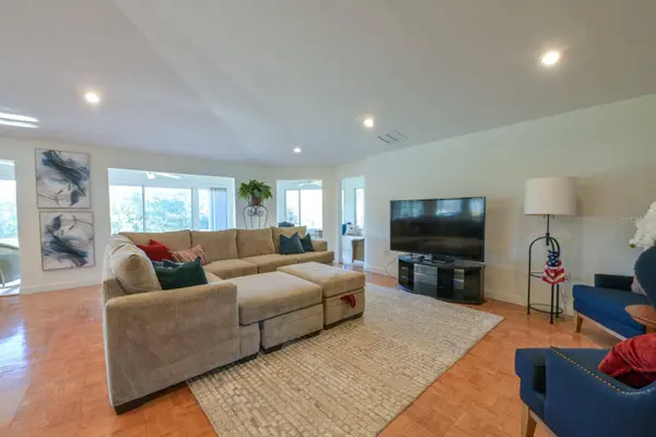 3300 SW 62ND LN, Gainesville, FL 32608