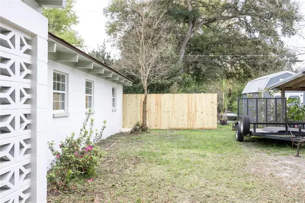 3004 NE 12TH ST, Gainesville, FL 32609
