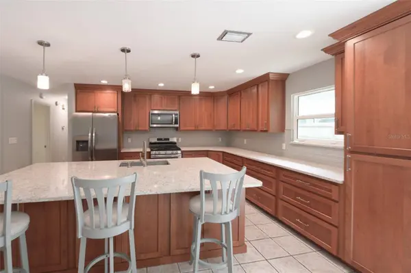 7616 SW 10TH AVE, Gainesville, FL 32607