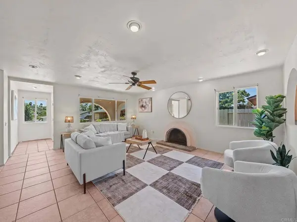 1102 Linwood PL, Escondido, CA 92027