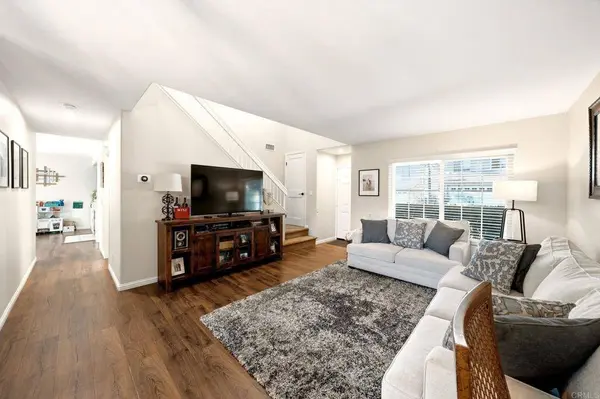 3383 Sherwood LN, San Marcos, CA 92078