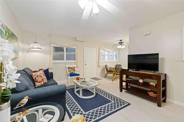 244 SAINT AUGUSTINE AVE #104, Venice, FL 34285
