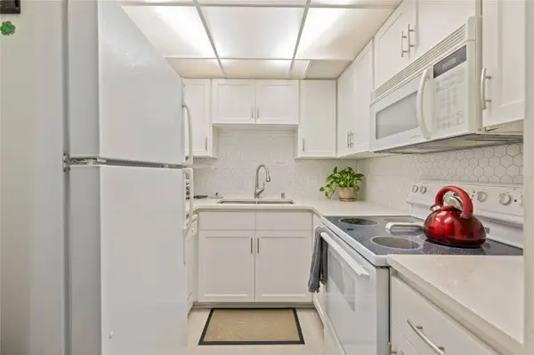 244 SAINT AUGUSTINE AVE #104, Venice, FL 34285