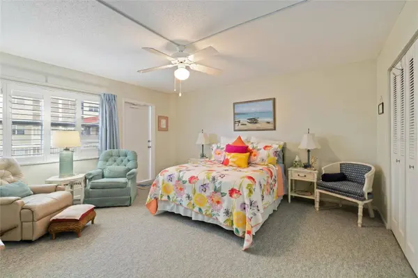244 SAINT AUGUSTINE AVE #104, Venice, FL 34285