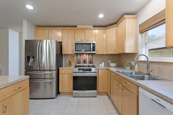 15701 Ecorio DR, Austin, TX 78728