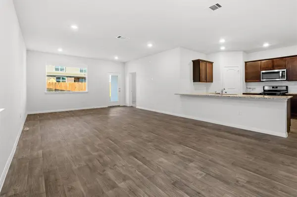 109 Finley Rae DR, Georgetown, TX 78626