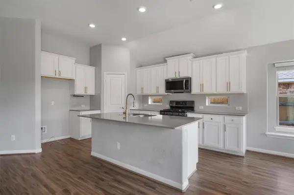 708 Hereford LOOP, Hutto, TX 78634