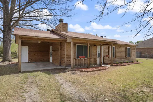 904 Stanphil Road, Jacksonville, AR 72076