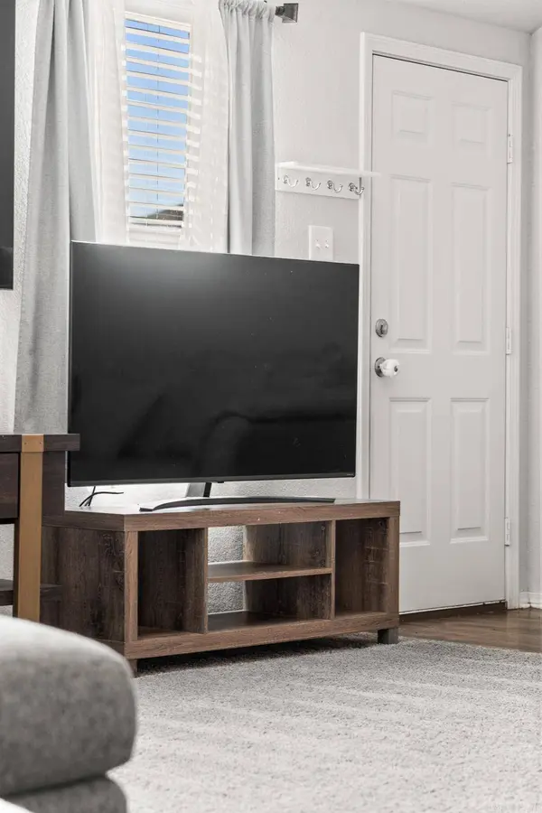 7132 Ridgemist Lane, North Little Rock, AR 72117