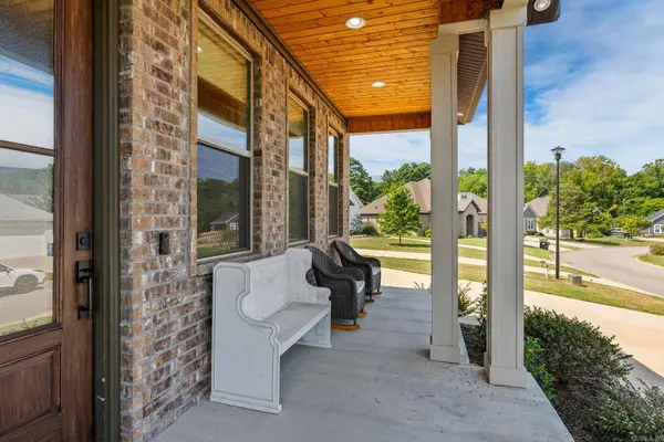 1121 Essex Drive, Benton, AR 72019