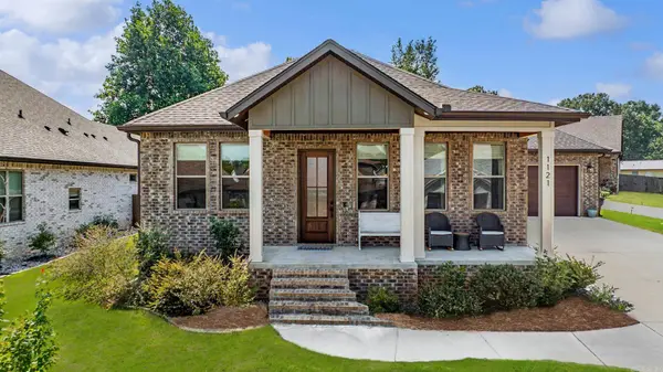 1121 Essex Drive, Benton, AR 72019