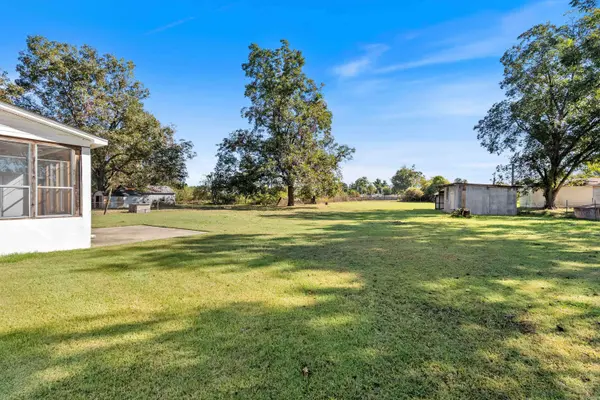 1816 Central Airport Road, North Little Rock, AR 72117