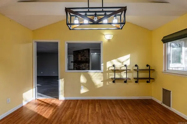 18 Sheila Lane, Mabelvale, AR 72103
