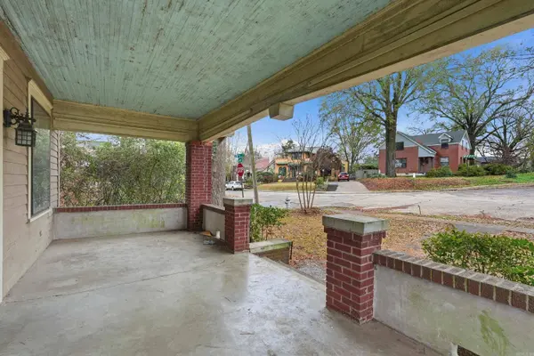 129 Thayer Street, Little Rock, AR 72205