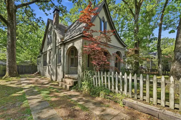 5117 Cantrell Road, Little Rock, AR 72207