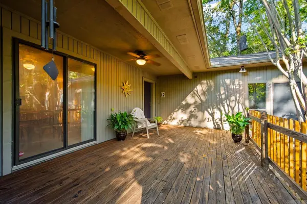 7601 Flintrock Road, North Little Rock, AR 72116