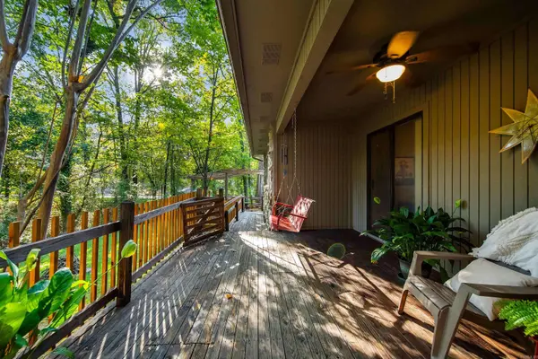 7601 Flintrock Road, North Little Rock, AR 72116