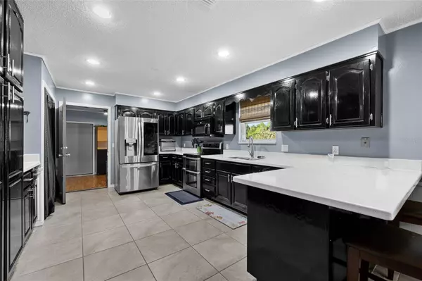 833 SW BISCAYNE GLN, Lake City, FL 32025