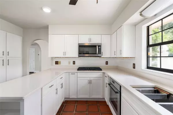 3322 NW 39TH TER, Gainesville, FL 32606