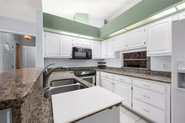 5911 NW 44TH PL, Gainesville, FL 32606