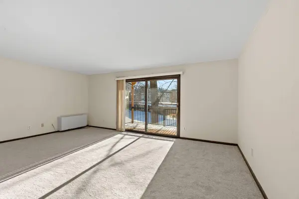 10113 W 34th ST #228, Hopkins, MN 55305