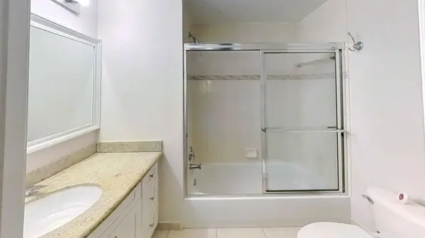 2105 Lavers CIR #108, Delray Beach, FL 33444