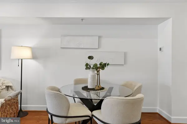 3805 PORTER ST NW #201, Washington, DC 20016
