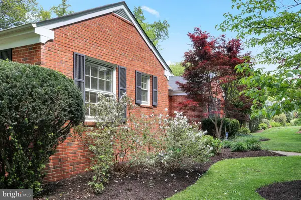 3409 INVERNESS DR, Chevy Chase, MD 20815