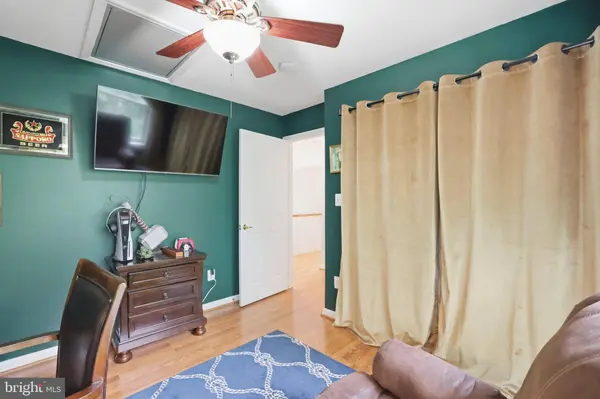 7109 MASON GROVE CT #2, Alexandria, VA 22306