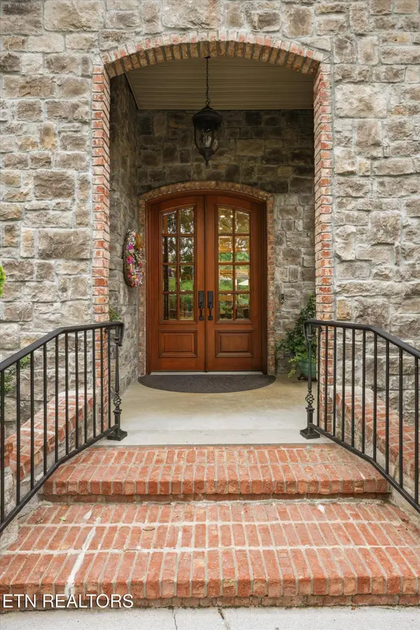 212 Okema, Loudon, TN 37774