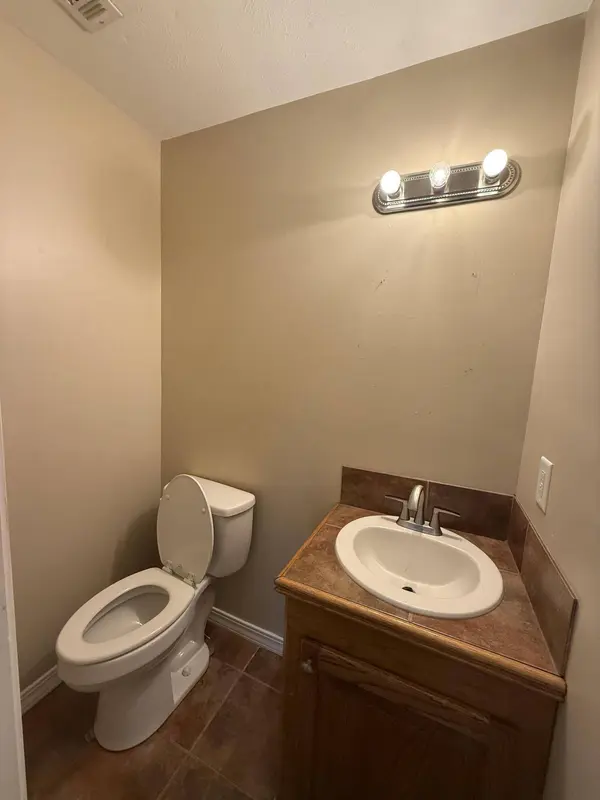1359 Gloria Trl NE, Brookhaven, MS 39601