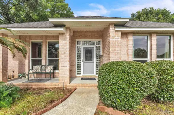 11705 Cabot St, Cantonment, FL 32533