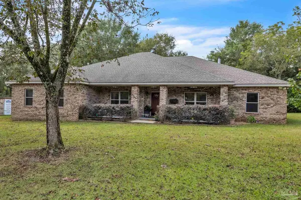 5406 Steele Rd, Baker, FL 32531
