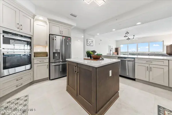 1465 S Harbor City BLVD #902, Melbourne, FL 32901