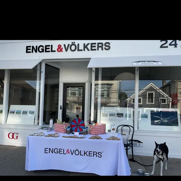 feature image of What is Engel & Völkers? Discover a Global Real Estate Leader in Newport, RI