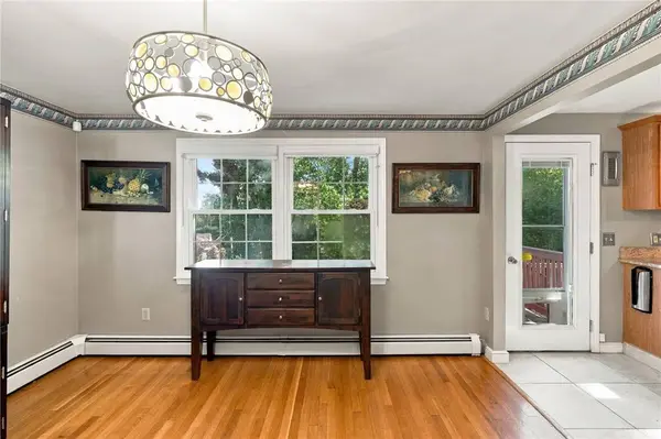 5 Lucille DR, Smithfield, RI 02828