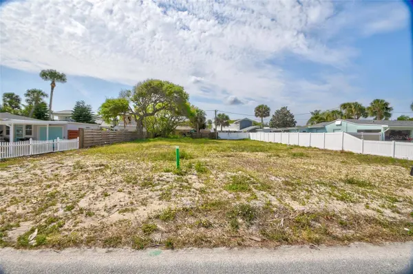 209 NORMANDY AVE, New Smyrna Beach, FL 32169