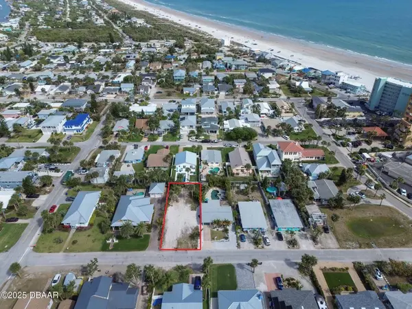 306 Normandy AVE, New Smyrna Beach, FL 32169