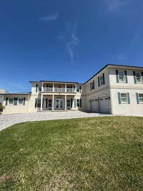 1221 COMMODORE DR, New Smyrna Beach, FL 32168