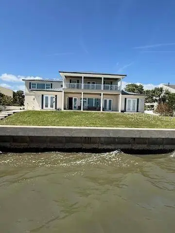 1221 COMMODORE DR, New Smyrna Beach, FL 32168