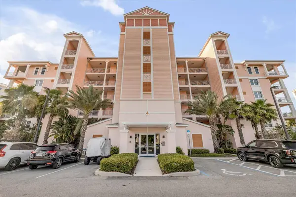 4 RIVERWALK DR #305, New Smyrna Beach, FL 32169