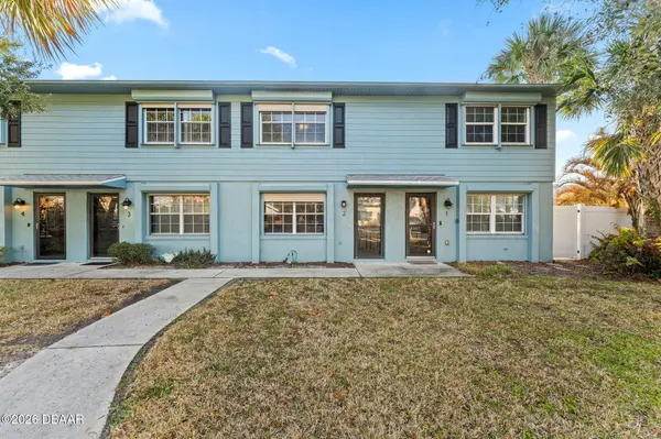 101 Pine ST #2, New Smyrna Beach, FL 32169